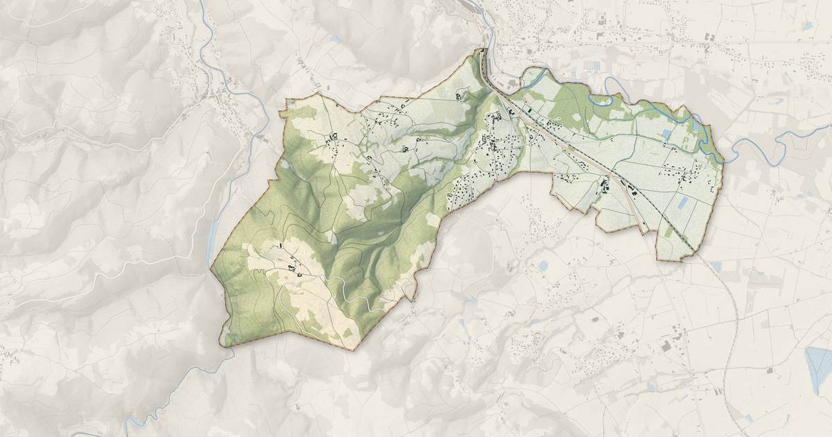 Portrait cartographique de Trelins : relief, eau, forêts, bâti et voies, calculés à partir des données de l'IGN