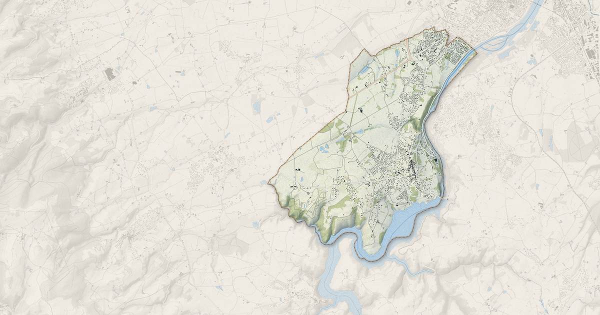 Portrait cartographique de Villerest : relief, eau, forêts, bâti et voies, calculés à partir des données de l'IGN