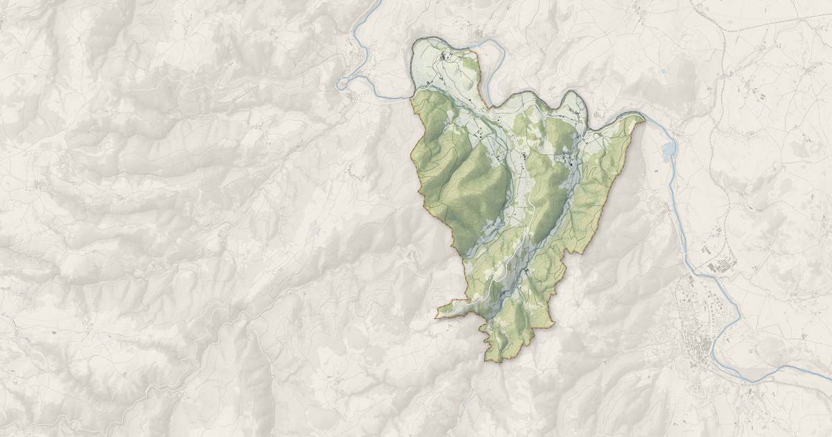 Portrait cartographique de Aubazat : relief, eau, forêts, bâti et voies, calculés à partir des données de l'IGN