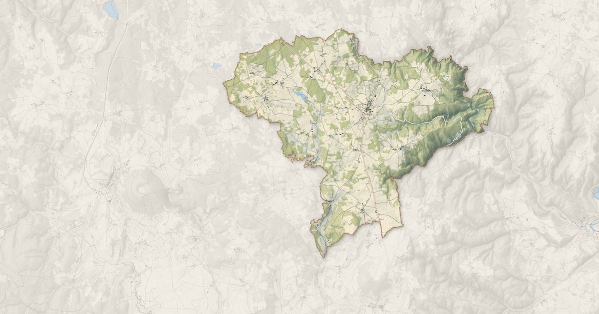 Portrait cartographique de Bellevue-la-Montagne : relief, eau, forêts, bâti et voies, calculés à partir des données de l'IGN