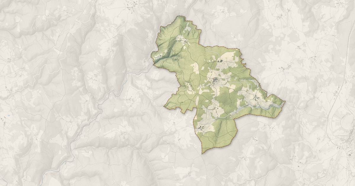 Portrait cartographique de La Chapelle-Bertin : relief, eau, forêts, bâti et voies, calculés à partir des données de l'IGN