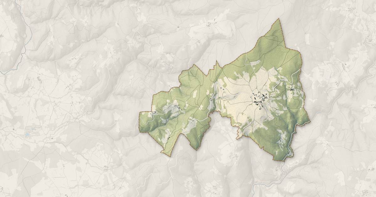 Portrait cartographique de Collat : relief, eau, forêts, bâti et voies, calculés à partir des données de l'IGN