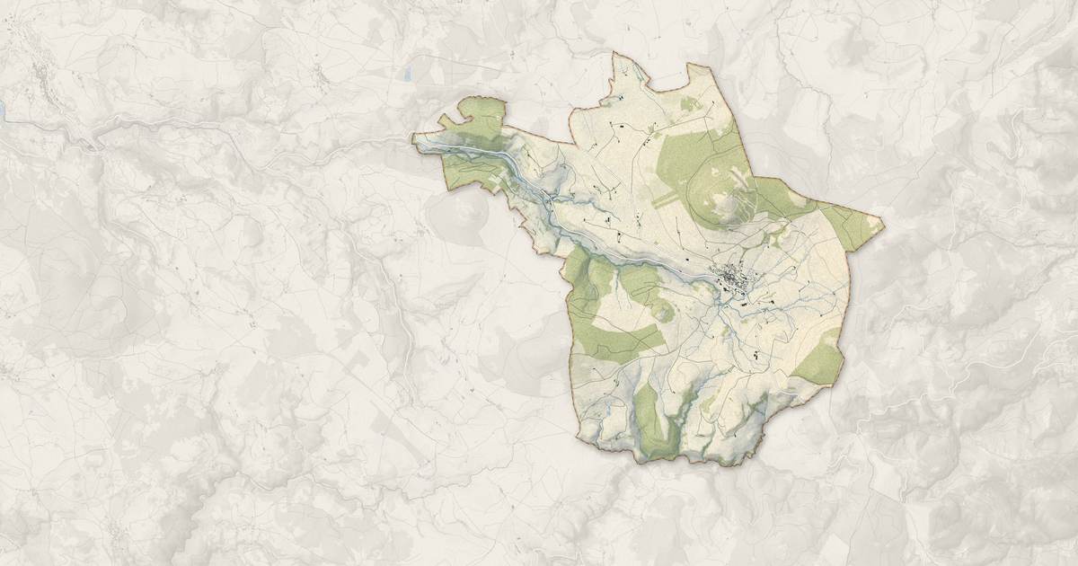 Portrait cartographique de Les Estables : relief, eau, forêts, bâti et voies, calculés à partir des données de l'IGN