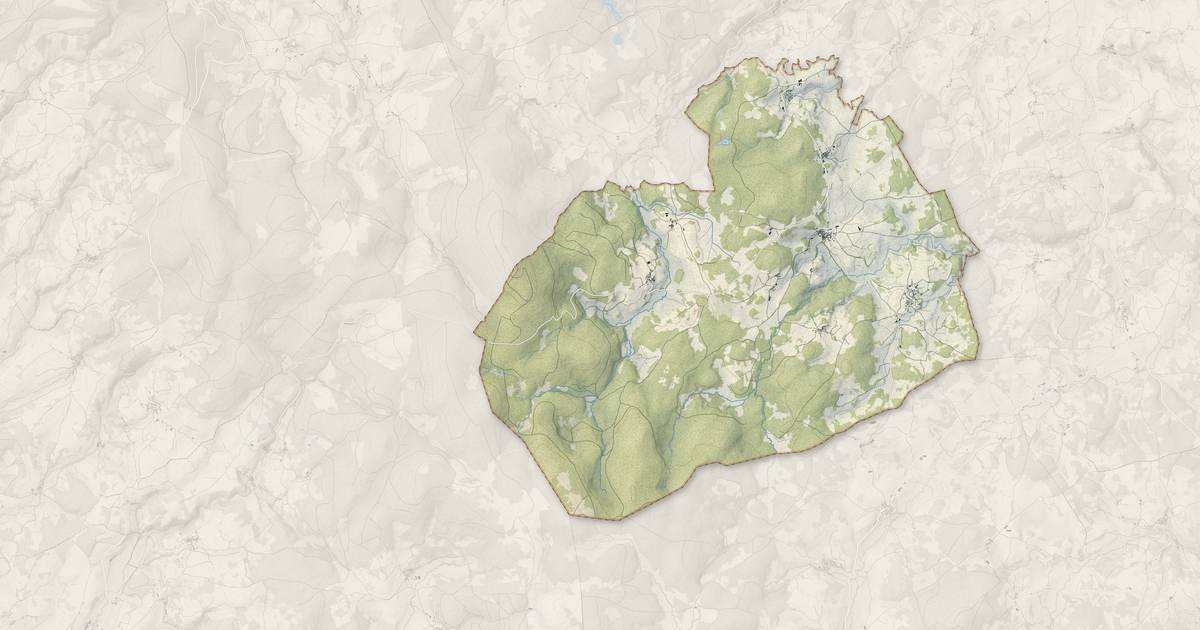 Portrait cartographique de Grèzes : relief, eau, forêts, bâti et voies, calculés à partir des données de l'IGN