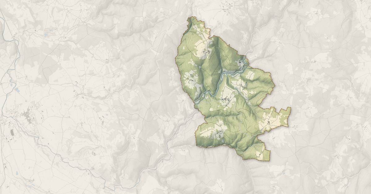 Portrait cartographique de Josat : relief, eau, forêts, bâti et voies, calculés à partir des données de l'IGN