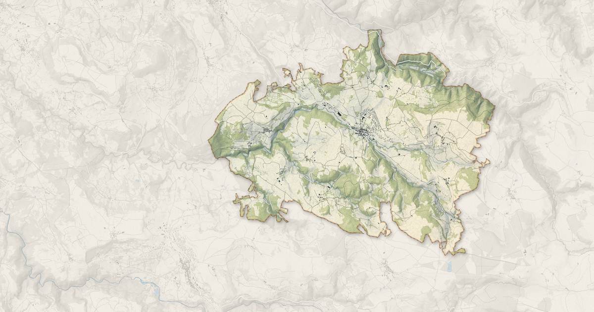 Portrait cartographique de Laussonne : relief, eau, forêts, bâti et voies, calculés à partir des données de l'IGN
