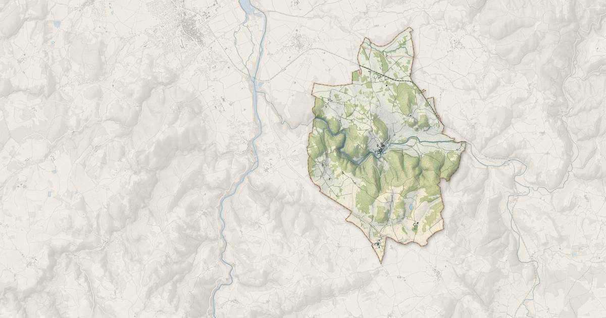 Portrait cartographique de Lavaudieu : relief, eau, forêts, bâti et voies, calculés à partir des données de l'IGN