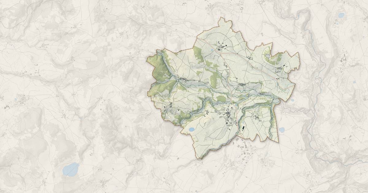 Portrait cartographique de Loudes : relief, eau, forêts, bâti et voies, calculés à partir des données de l'IGN