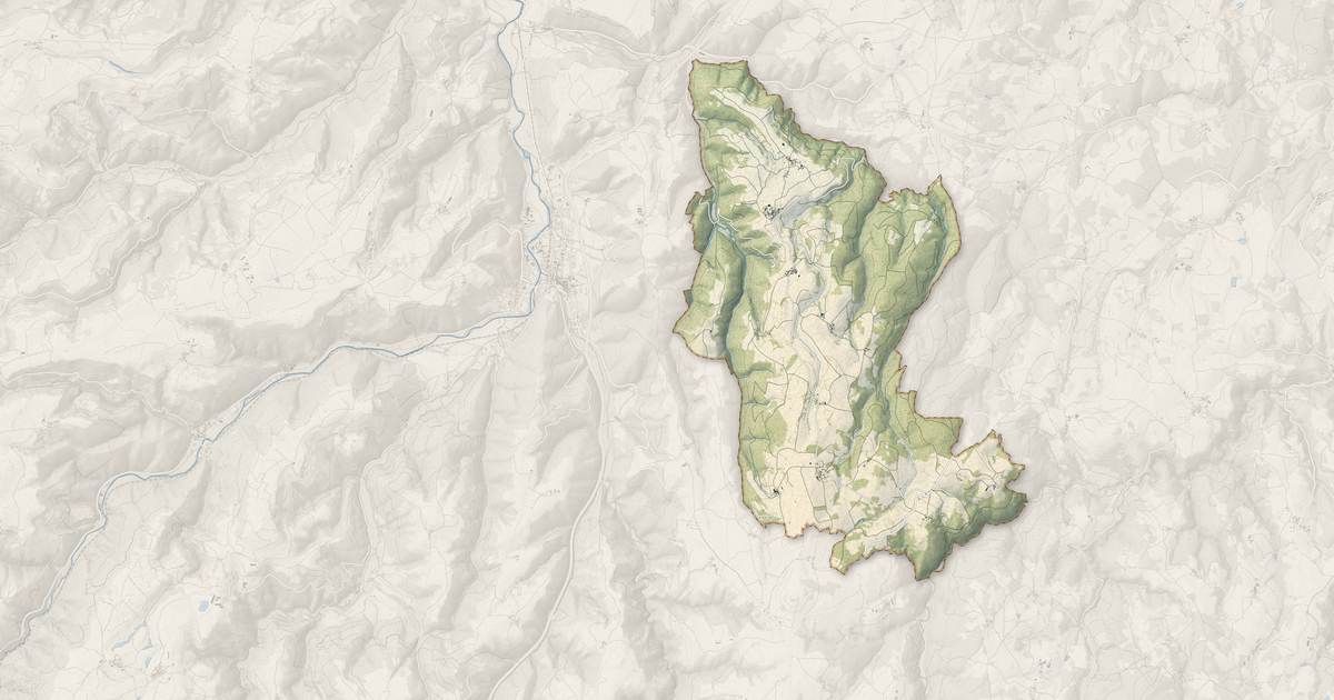 Portrait cartographique de Lubilhac : relief, eau, forêts, bâti et voies, calculés à partir des données de l'IGN