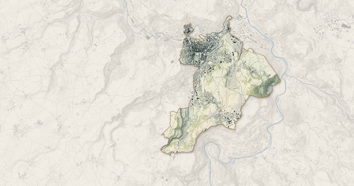Portrait cartographique de Le Puy-en-Velay : relief, eau, forêts, bâti et voies, calculés à partir des données de l'IGN
