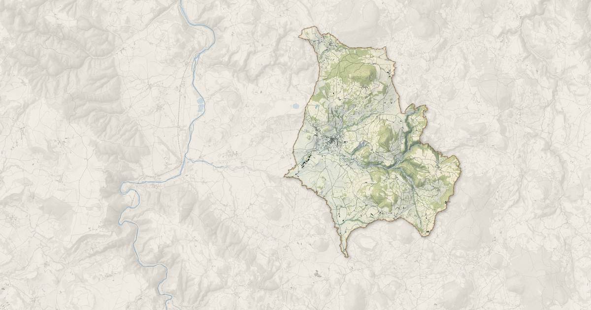 Portrait cartographique de Rosières : relief, eau, forêts, bâti et voies, calculés à partir des données de l'IGN