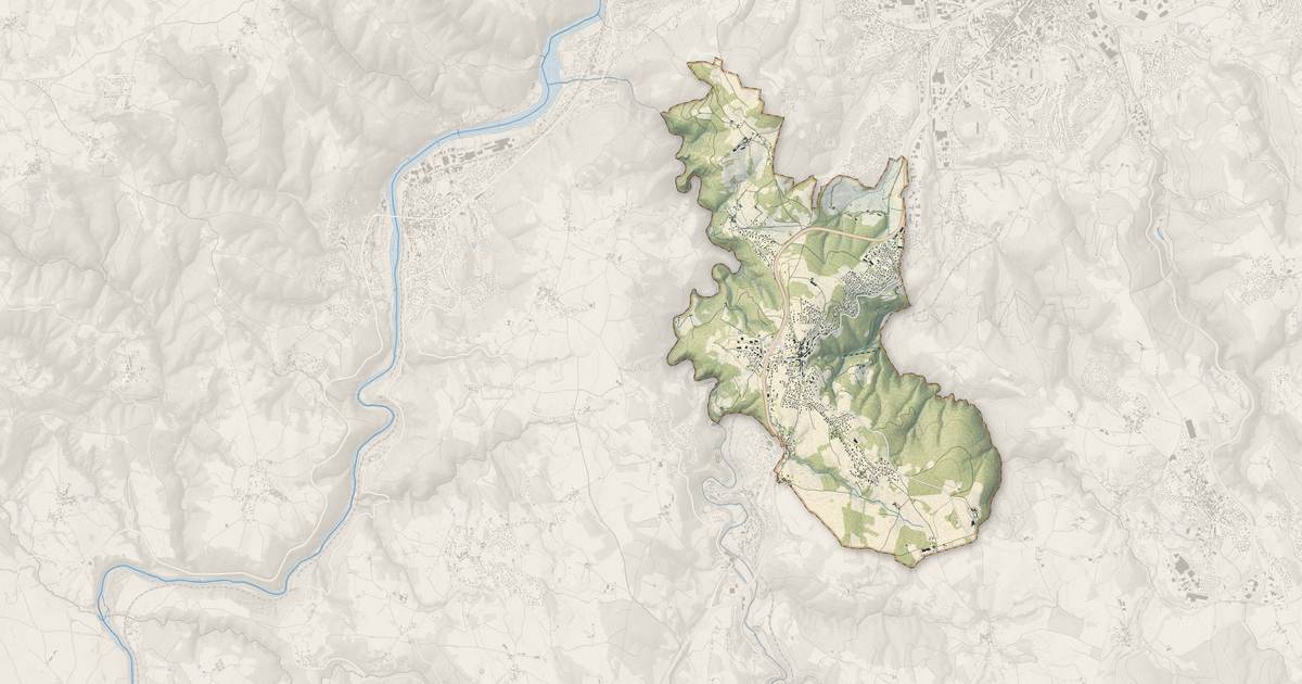 Portrait cartographique de Saint-Ferréol-d'Auroure : relief, eau, forêts, bâti et voies, calculés à partir des données de l'IGN