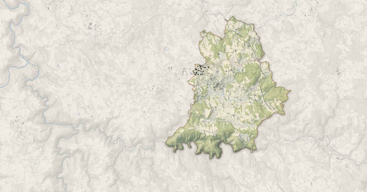 Portrait cartographique de Saint-Pal-de-Mons : relief, eau, forêts, bâti et voies, calculés à partir des données de l'IGN