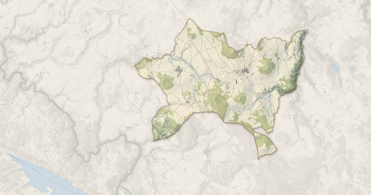 Portrait cartographique de Saint-Paul-de-Tartas : relief, eau, forêts, bâti et voies, calculés à partir des données de l'IGN