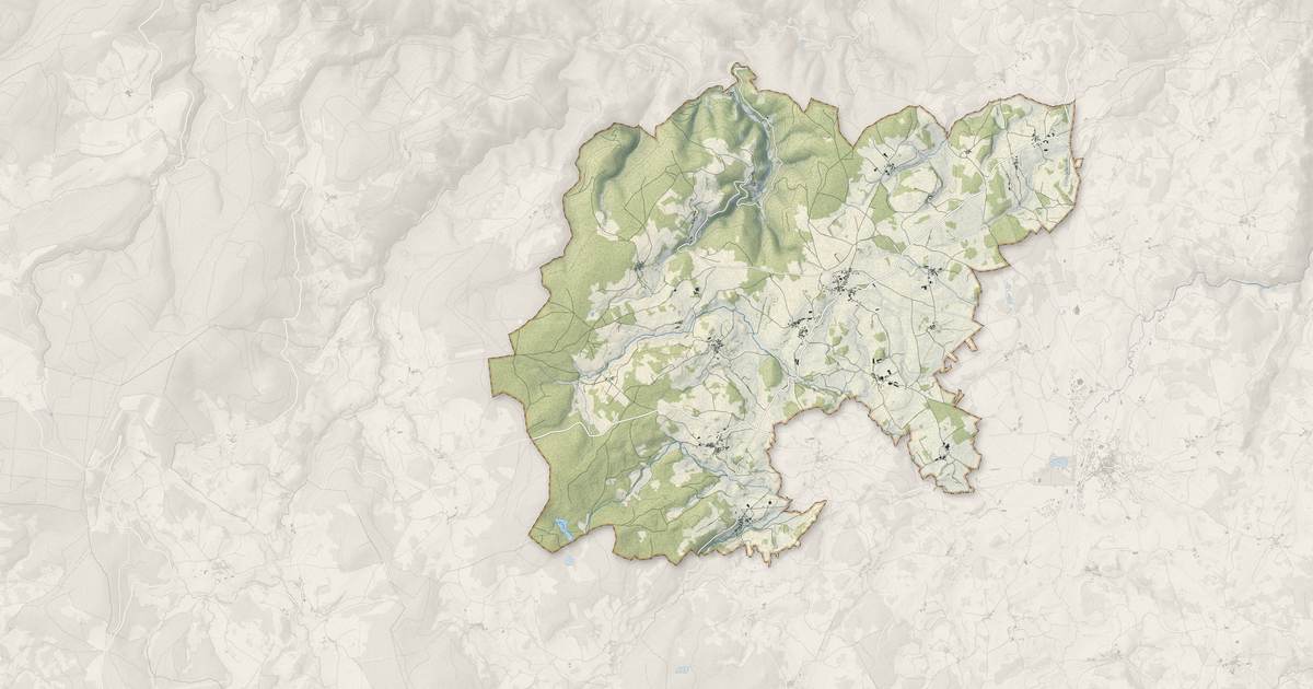 Portrait cartographique de Venteuges : relief, eau, forêts, bâti et voies, calculés à partir des données de l'IGN