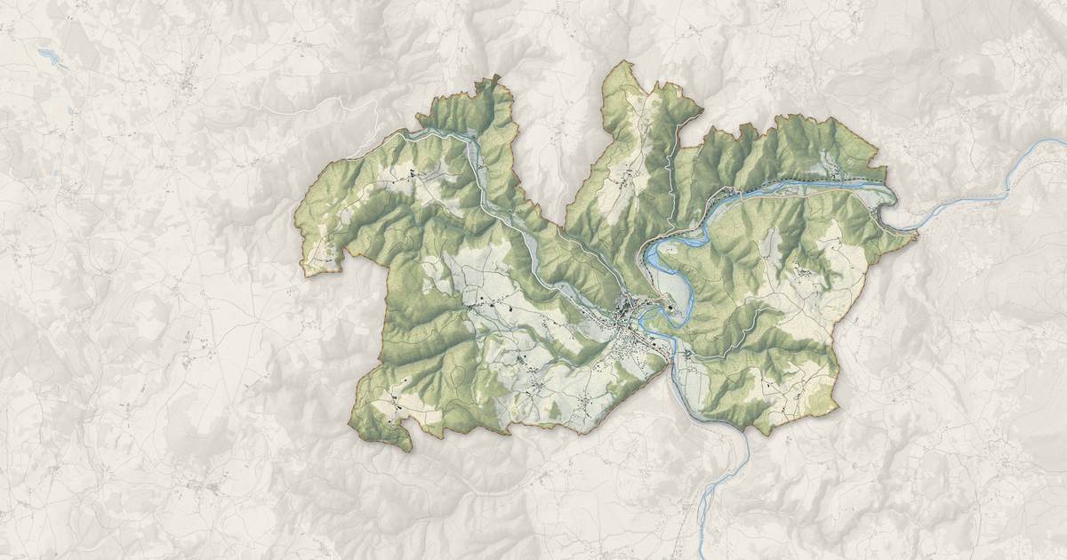 Portrait cartographique de Vorey : relief, eau, forêts, bâti et voies, calculés à partir des données de l'IGN