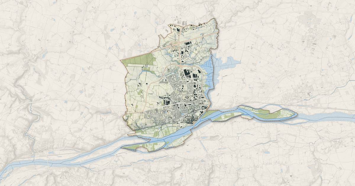 Portrait cartographique de Ancenis-Saint-Géréon : relief, eau, forêts, bâti et voies, calculés à partir des données de l'IGN