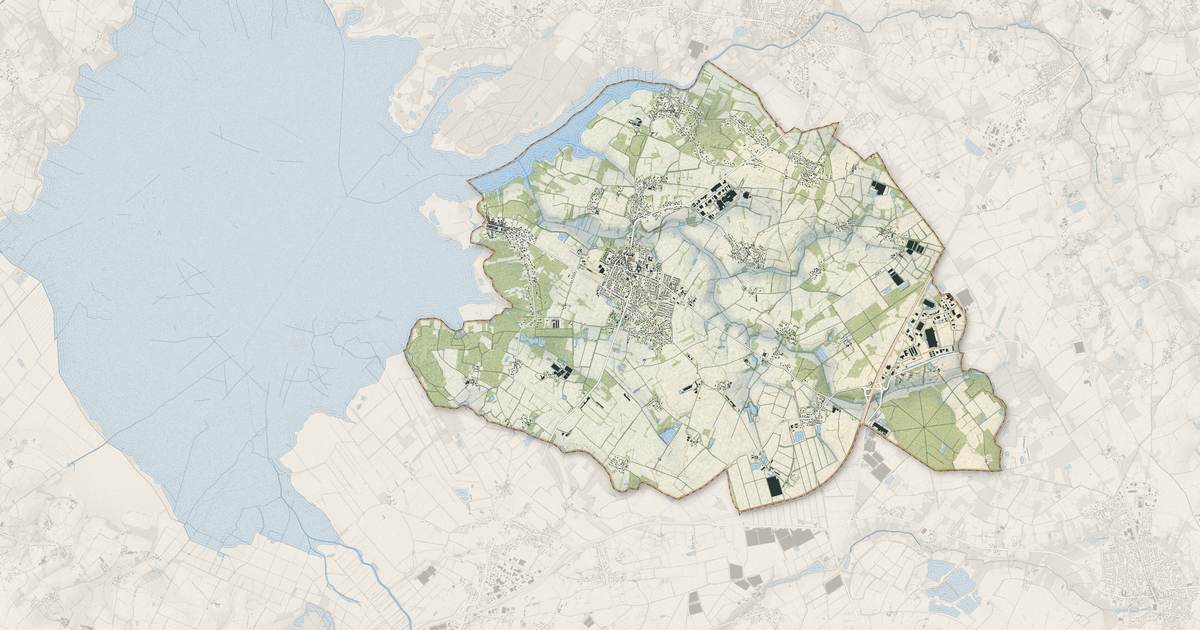Portrait cartographique de La Chevrolière : relief, eau, forêts, bâti et voies, calculés à partir des données de l'IGN