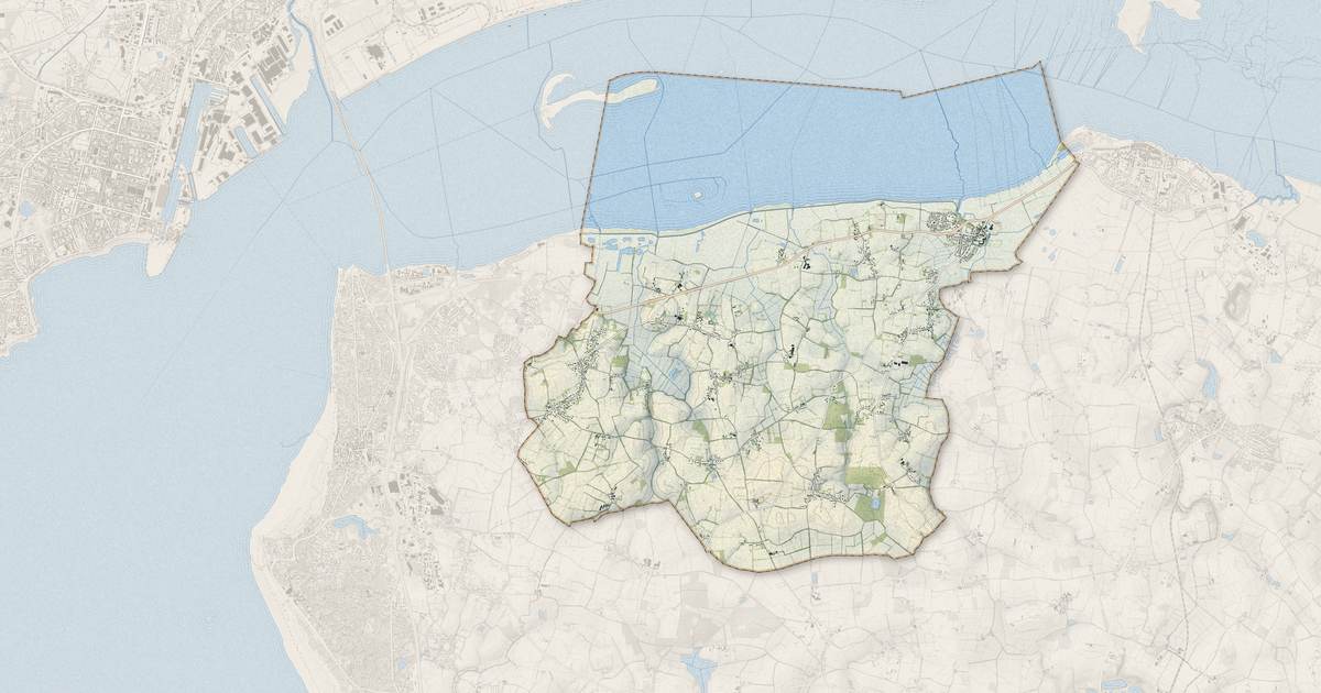 Portrait cartographique de Corsept : relief, eau, forêts, bâti et voies, calculés à partir des données de l'IGN