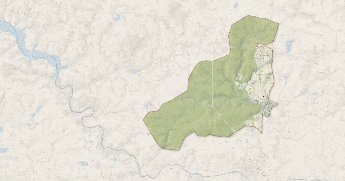Portrait cartographique de Le Gâvre : relief, eau, forêts, bâti et voies, calculés à partir des données de l'IGN
