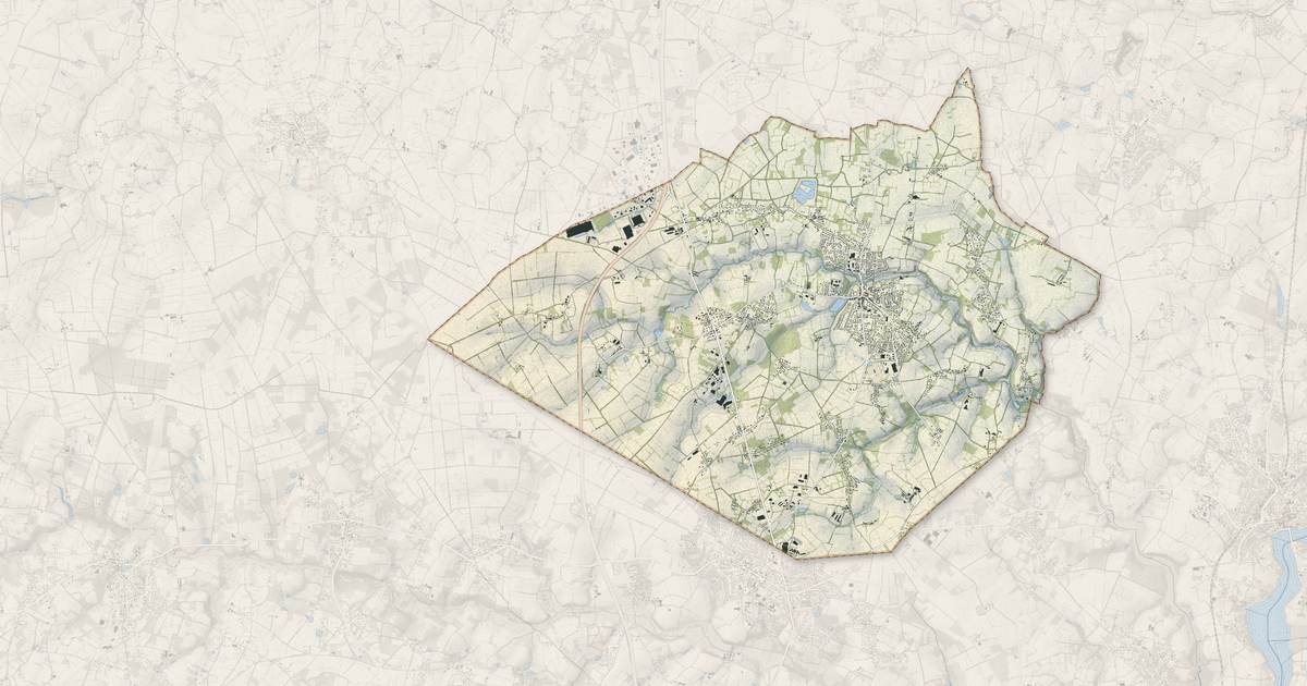 Portrait cartographique de Grandchamp-des-Fontaines : relief, eau, forêts, bâti et voies, calculés à partir des données de l'IGN