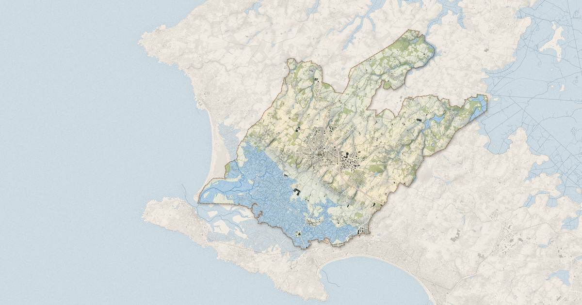 Portrait cartographique de Guérande : relief, eau, forêts, bâti et voies, calculés à partir des données de l'IGN