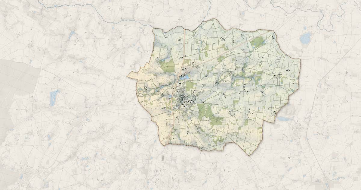 Portrait cartographique de Nozay : relief, eau, forêts, bâti et voies, calculés à partir des données de l'IGN