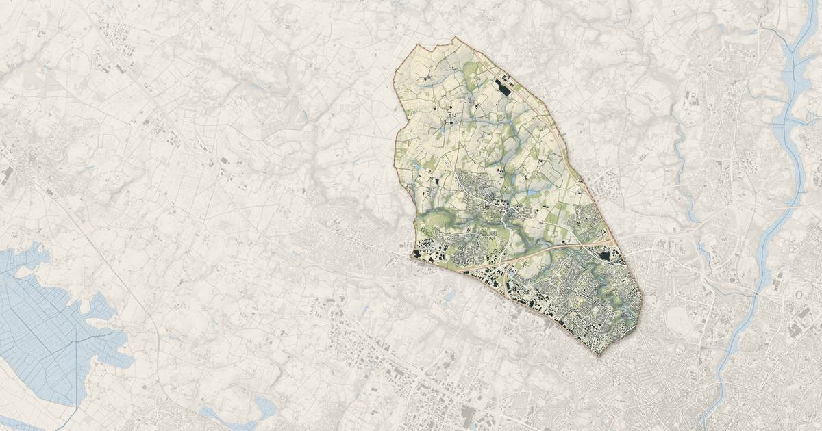 Portrait cartographique de Orvault : relief, eau, forêts, bâti et voies, calculés à partir des données de l'IGN