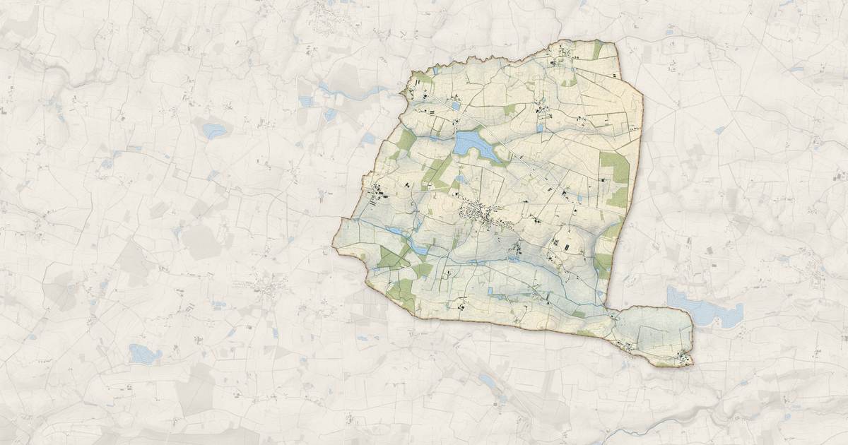 Portrait cartographique de Le Pin : relief, eau, forêts, bâti et voies, calculés à partir des données de l'IGN
