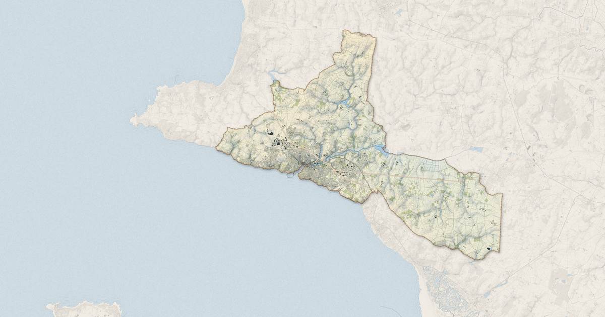 Portrait cartographique de Pornic : relief, eau, forêts, bâti et voies, calculés à partir des données de l'IGN