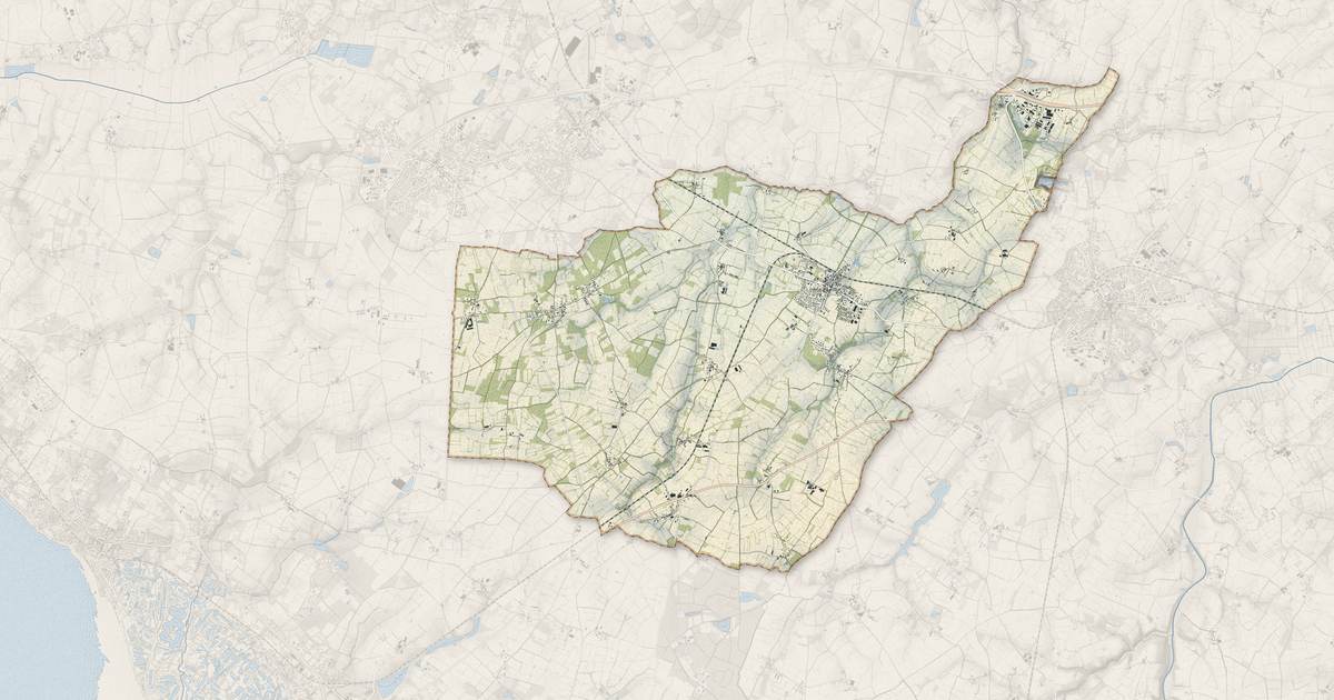 Portrait cartographique de Saint-Hilaire-de-Chaléons : relief, eau, forêts, bâti et voies, calculés à partir des données de l'IGN