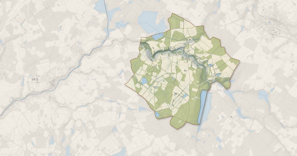 Portrait cartographique de Breteau : relief, eau, forêts, bâti et voies, calculés à partir des données de l'IGN