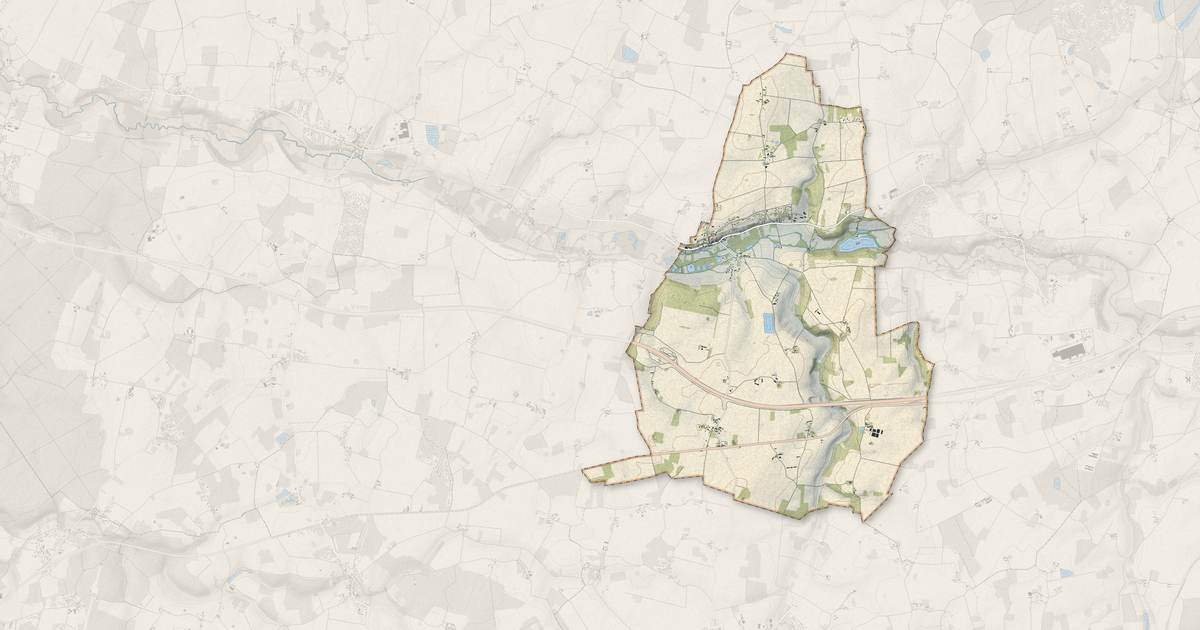 Portrait cartographique de Chantecoq : relief, eau, forêts, bâti et voies, calculés à partir des données de l'IGN