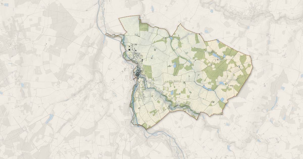 Portrait cartographique de Châtillon-Coligny : relief, eau, forêts, bâti et voies, calculés à partir des données de l'IGN