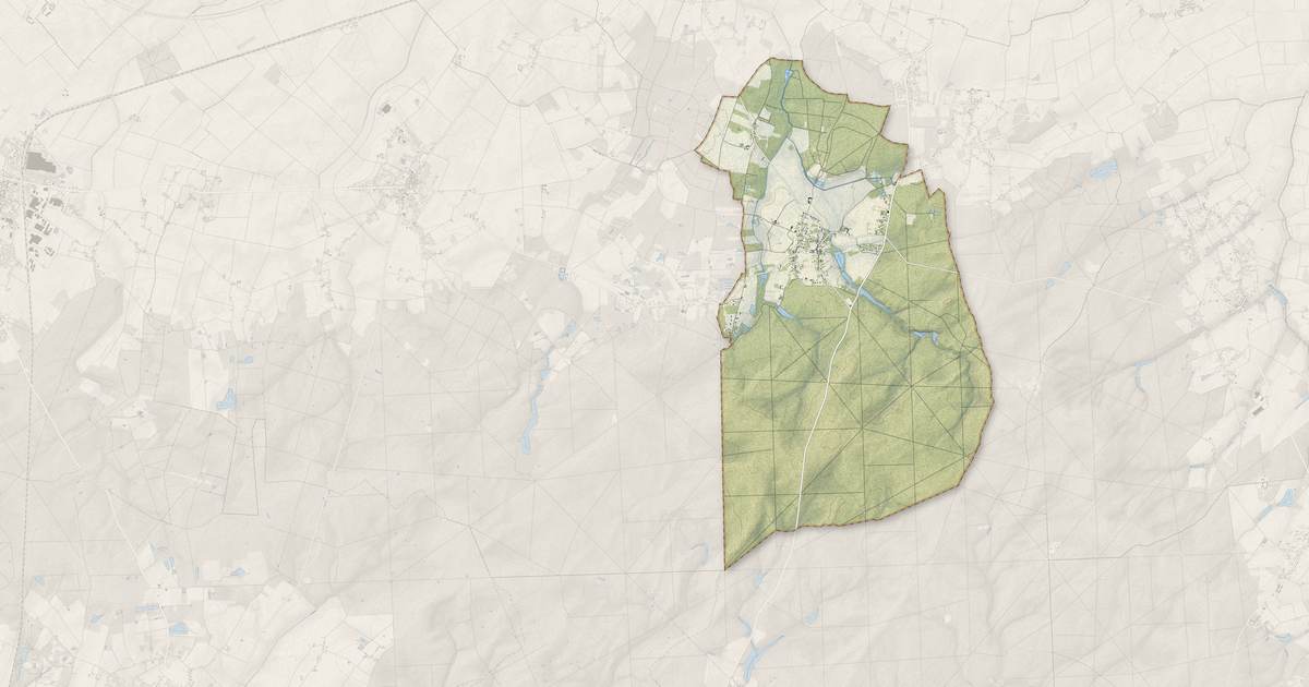 Portrait cartographique de Courcy-aux-Loges : relief, eau, forêts, bâti et voies, calculés à partir des données de l'IGN