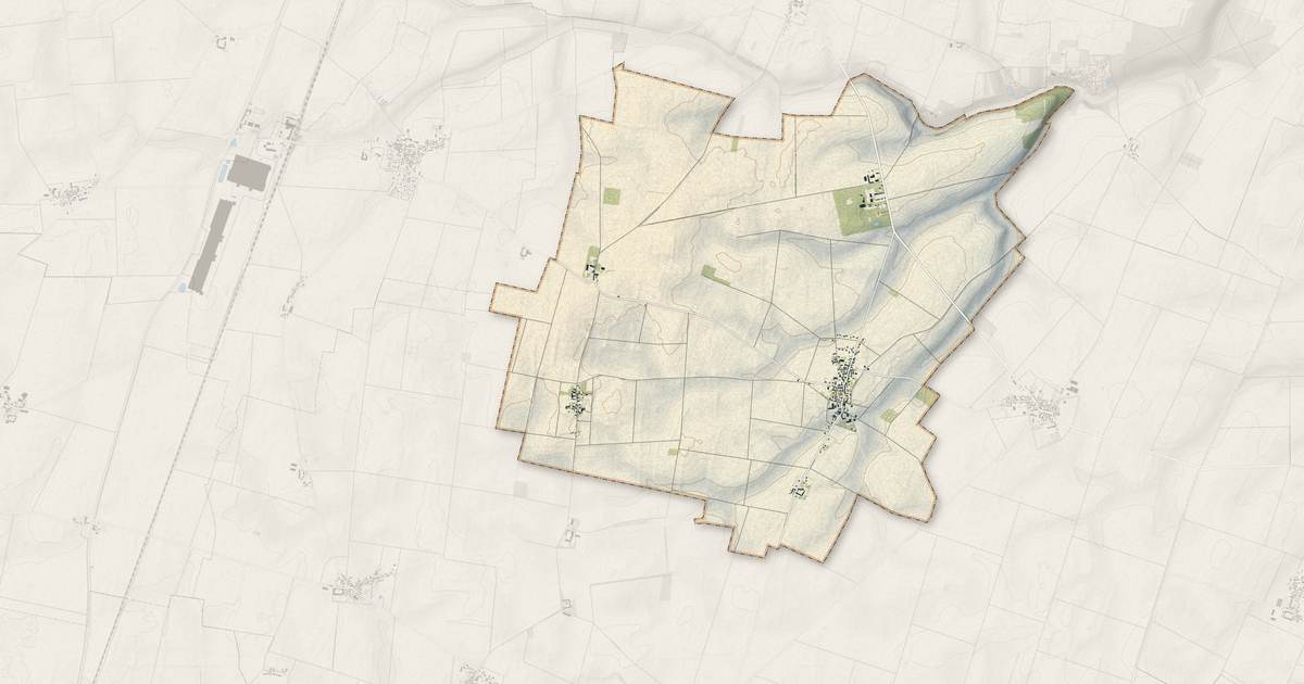 Portrait cartographique de Erceville : relief, eau, forêts, bâti et voies, calculés à partir des données de l'IGN