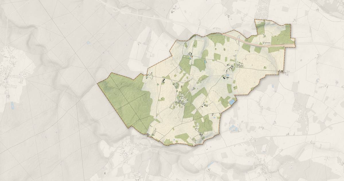 Portrait cartographique de Louzouer : relief, eau, forêts, bâti et voies, calculés à partir des données de l'IGN