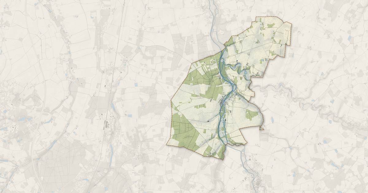 Portrait cartographique de Montbouy : relief, eau, forêts, bâti et voies, calculés à partir des données de l'IGN