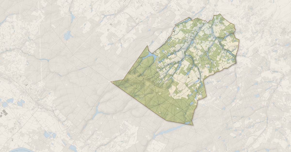 Portrait cartographique de Montereau : relief, eau, forêts, bâti et voies, calculés à partir des données de l'IGN