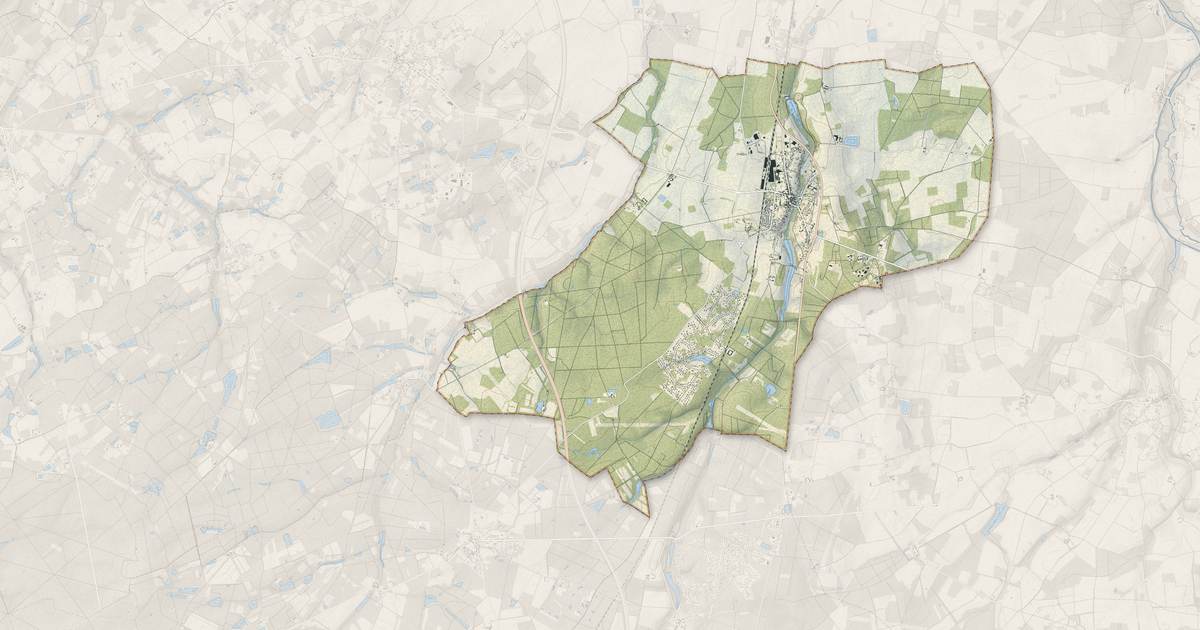 Portrait cartographique de Nogent-sur-Vernisson : relief, eau, forêts, bâti et voies, calculés à partir des données de l'IGN