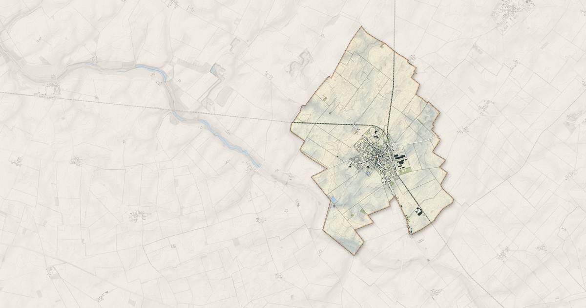 Portrait cartographique de Patay : relief, eau, forêts, bâti et voies, calculés à partir des données de l'IGN