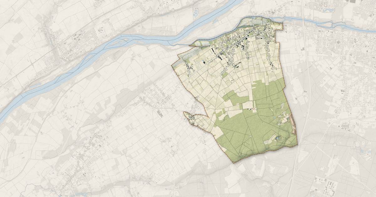 Portrait cartographique de Saint-Hilaire-Saint-Mesmin : relief, eau, forêts, bâti et voies, calculés à partir des données de l'IGN