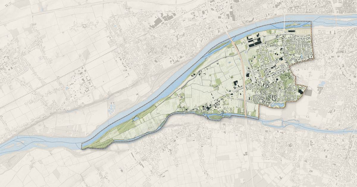 Portrait cartographique de Saint-Pryvé-Saint-Mesmin : relief, eau, forêts, bâti et voies, calculés à partir des données de l'IGN