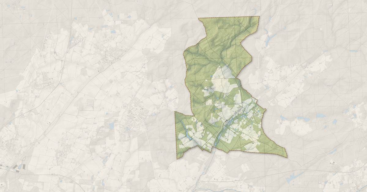 Portrait cartographique de Sully-la-Chapelle : relief, eau, forêts, bâti et voies, calculés à partir des données de l'IGN
