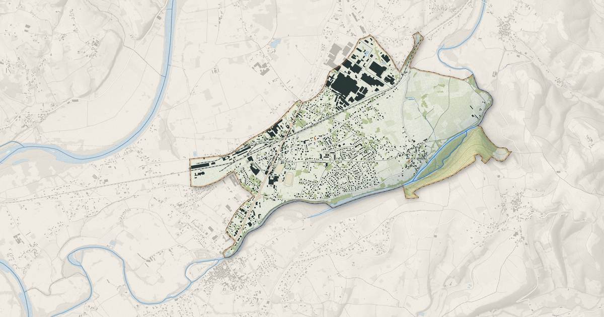 Portrait cartographique de Biars-sur-Cère : relief, eau, forêts, bâti et voies, calculés à partir des données de l'IGN