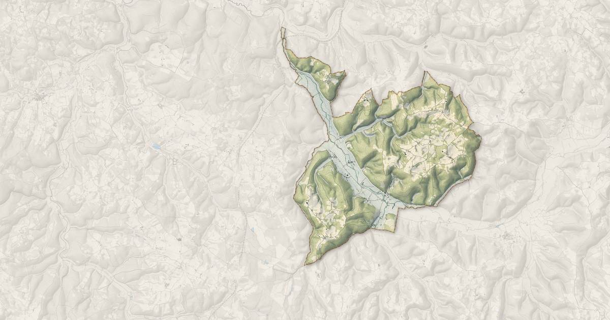 Portrait cartographique de Concorès : relief, eau, forêts, bâti et voies, calculés à partir des données de l'IGN