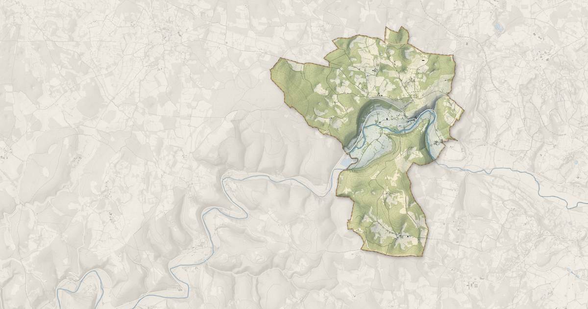 Portrait cartographique de Corn : relief, eau, forêts, bâti et voies, calculés à partir des données de l'IGN