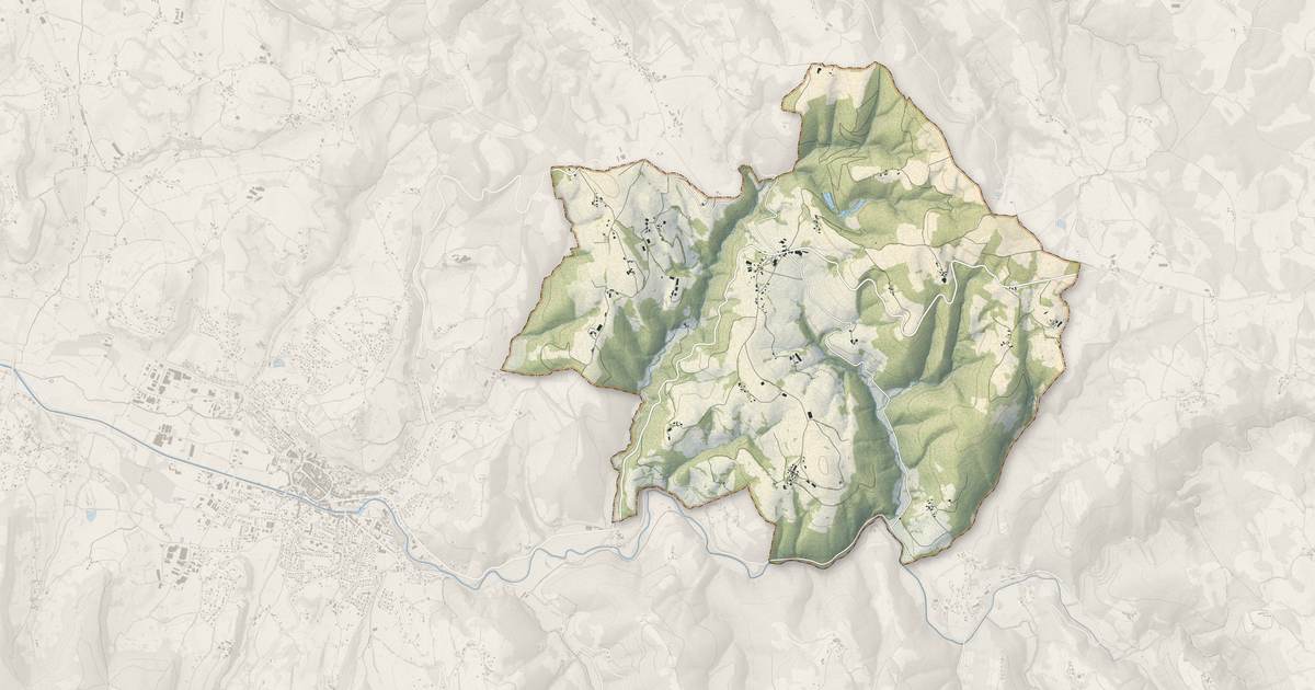 Portrait cartographique de Frayssinhes : relief, eau, forêts, bâti et voies, calculés à partir des données de l'IGN