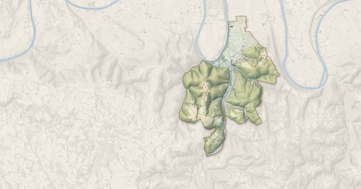 Portrait cartographique de Grézels : relief, eau, forêts, bâti et voies, calculés à partir des données de l'IGN