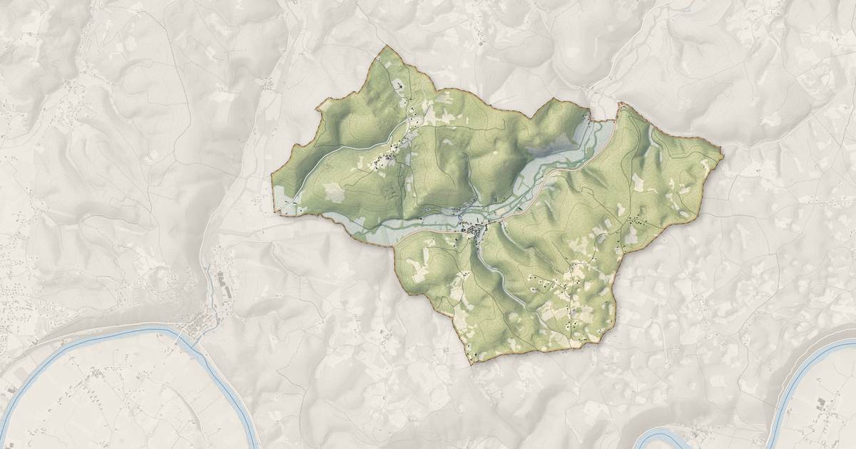 Portrait cartographique de Labastide-du-Vert : relief, eau, forêts, bâti et voies, calculés à partir des données de l'IGN